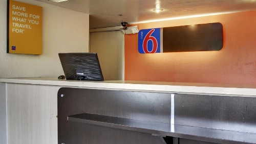 Motel 6-Des Moines, IA - North image 10