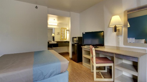 Motel 6-Des Moines, IA - North image 11