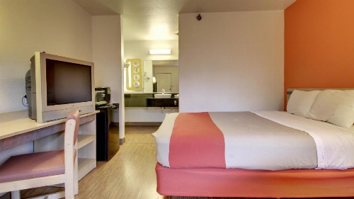 Motel 6-Des Moines, IA - North image 12