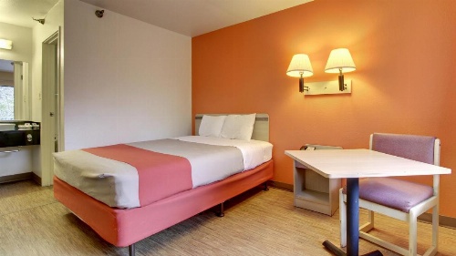 Motel 6-Des Moines, IA - North image 14