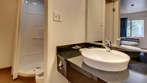 Motel 6-Des Moines, IA - North image 47